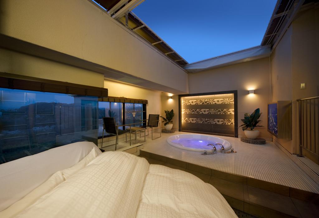 Hotel & Spa Island (Adults Only) Toyota  Zimmer foto